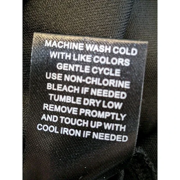 Torrid Black Lace Trim Hilo Skater Dress Size 00 NWT - Picture 16 of 16